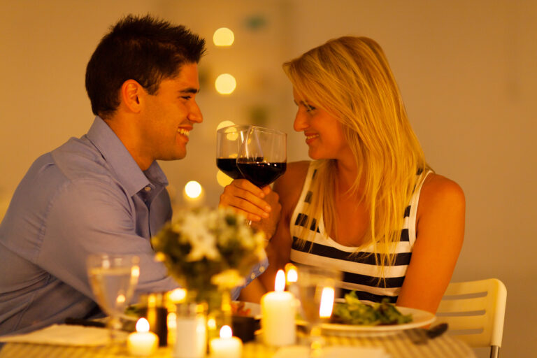 15 Romantic Restaurants in Spokane (Date-Night Spots)